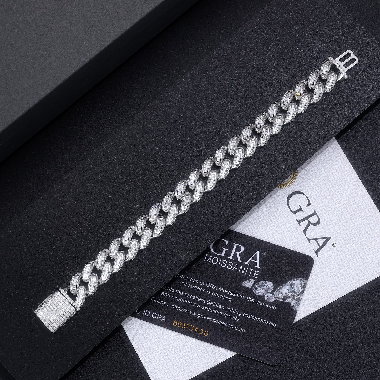 TAAZLUXE™ Cuban Chain Bracelet with Moissanites - 18K White Gold Vermeil