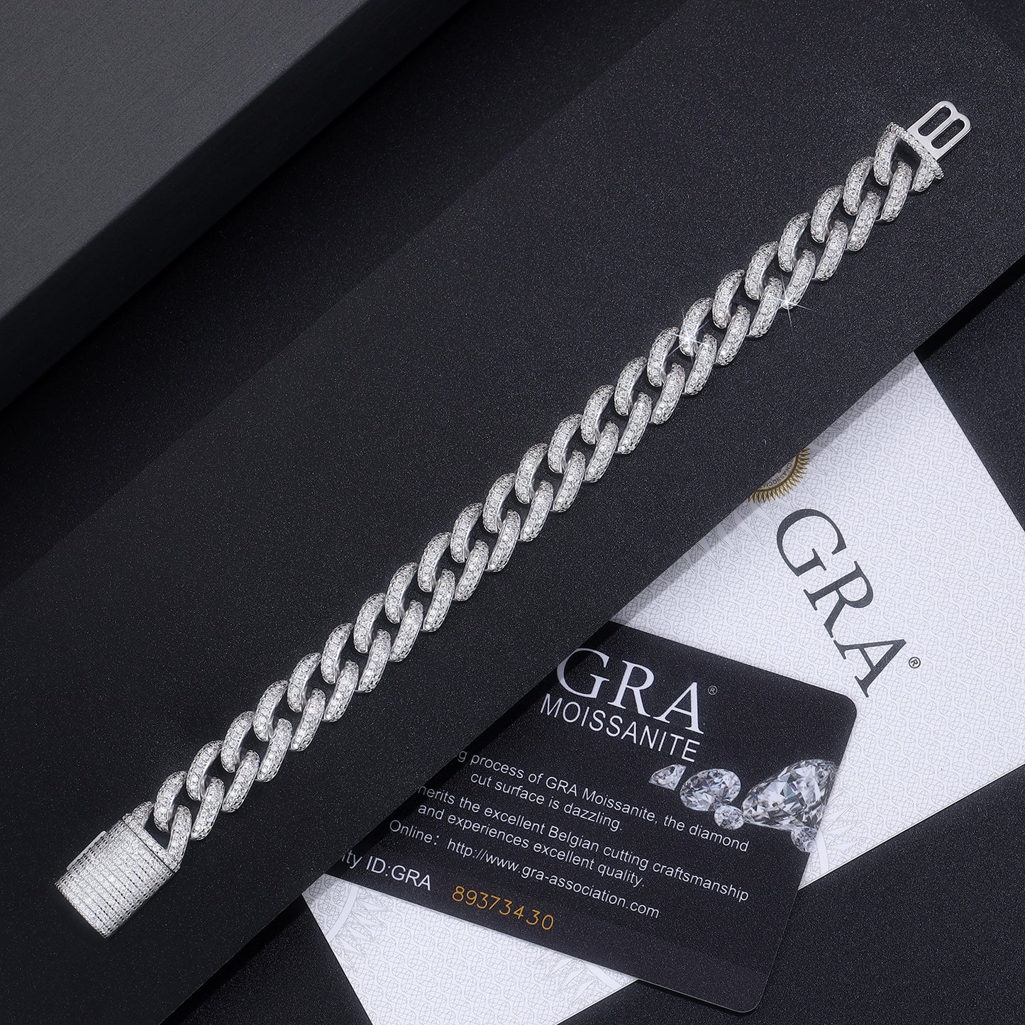 TAAZLUXE™ Cuban Chain Bracelet with Moissanites - 18K White Gold Vermeil