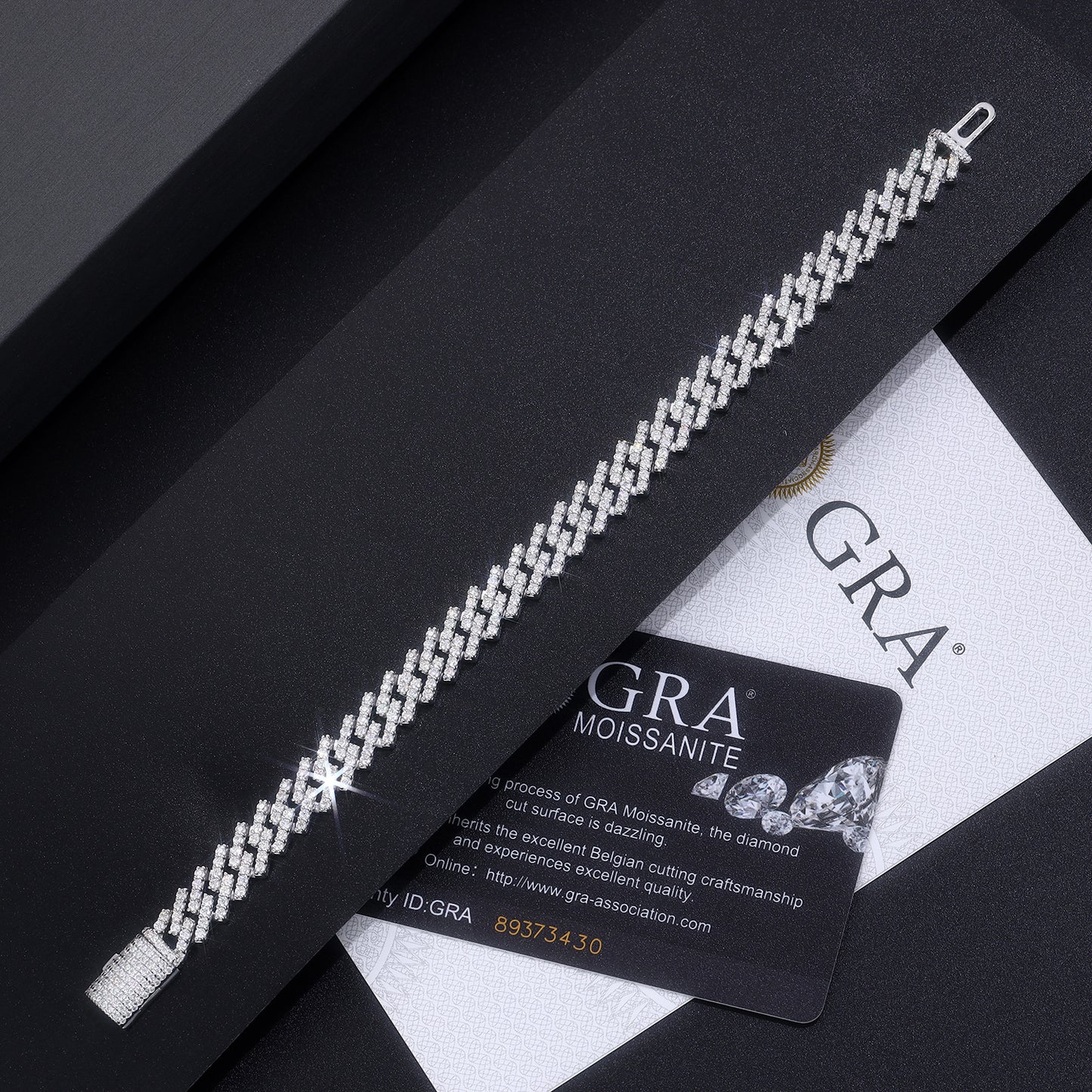 TAAZLUXE™ Cuban Chain Bracelet with Moissanites - 18K White Gold Vermeil