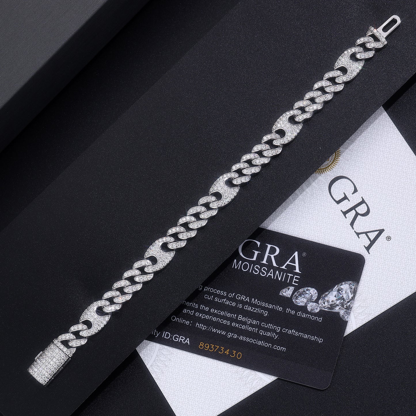 TAAZLUXE™ - Cuban Chain Bracelet with Moissanites - 18K White Gold Vermeil