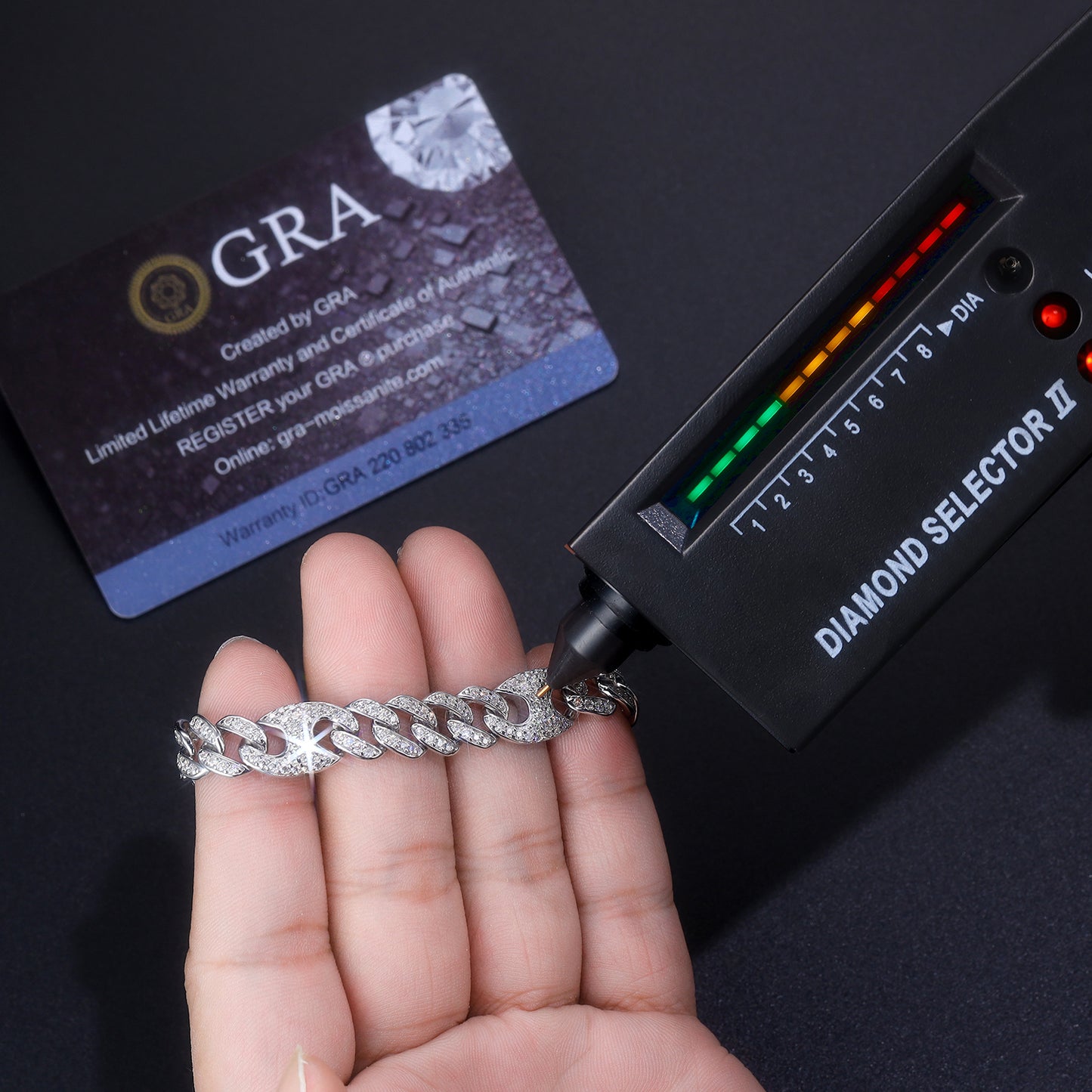 TAAZLUXE™ - Cuban Chain Bracelet with Moissanites - 18K White Gold Vermeil