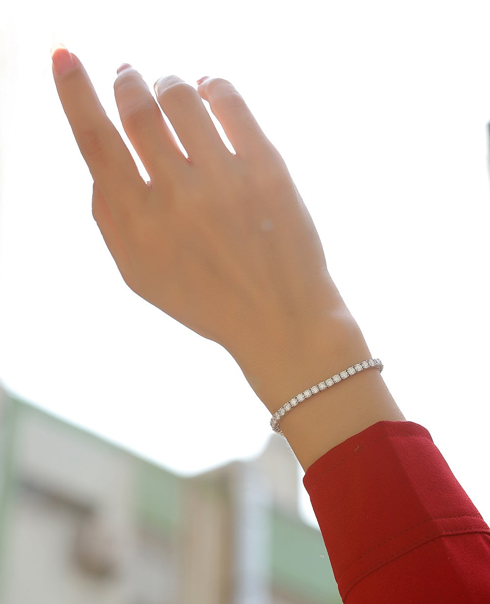 TAAZLUXE™ Moissanite Tennis Bracelet - 18K White Gold Vermeil