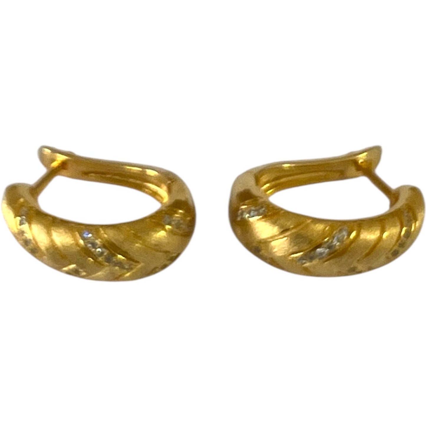 S925 Teardrop Huggie Earrings | 18KY Gold Vermeil