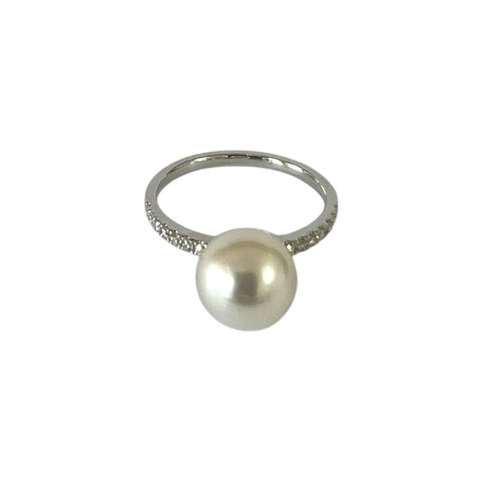 White Akoya Pearl, PT950W ring with Natural Diamonds