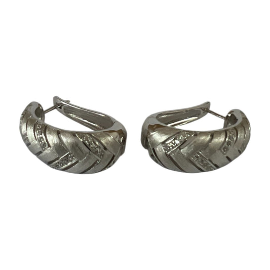 S925 Teardrop Huggie Earrings | 18KW Gold Vermeil