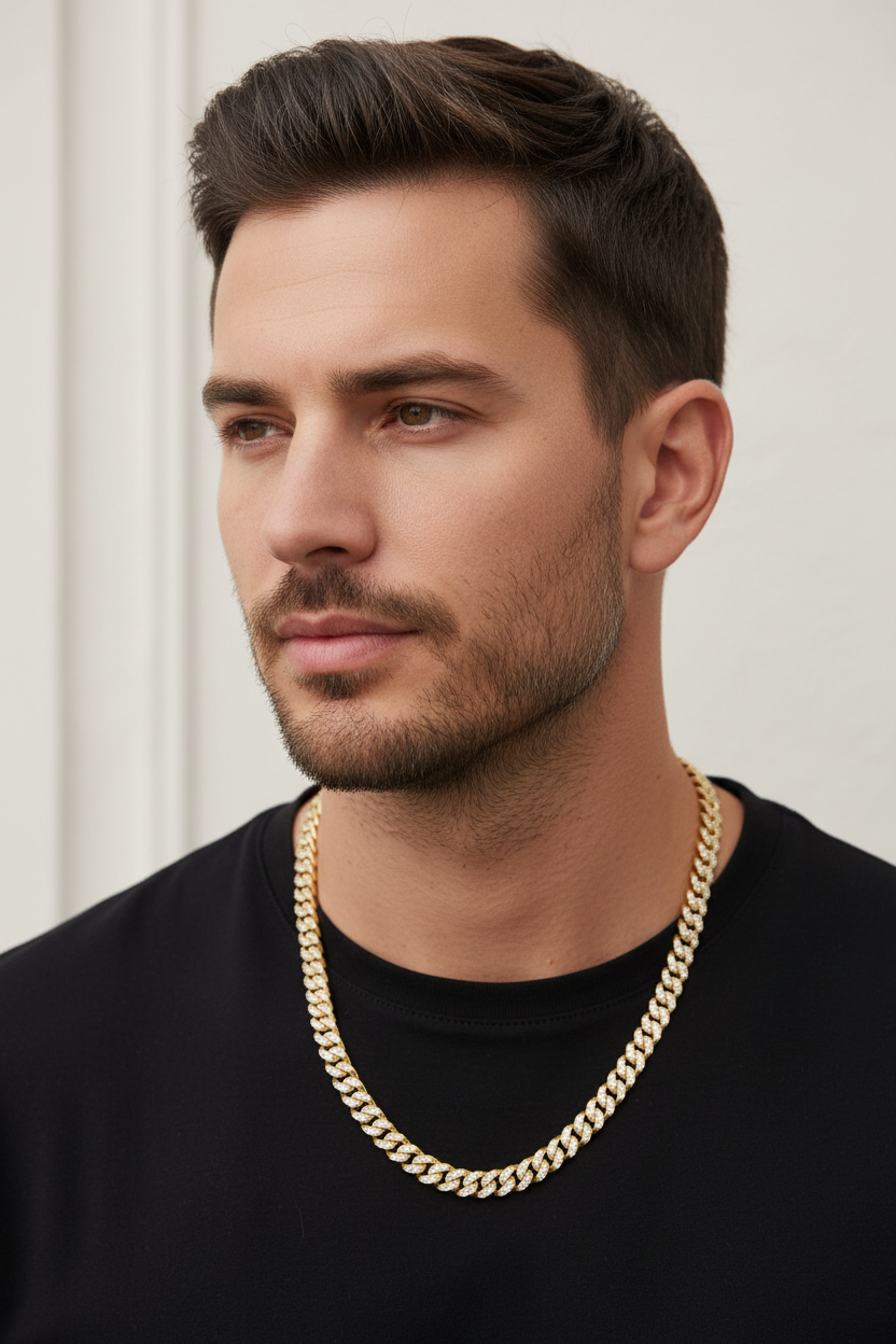 Slim Gold Chain - 50cm Close-Up